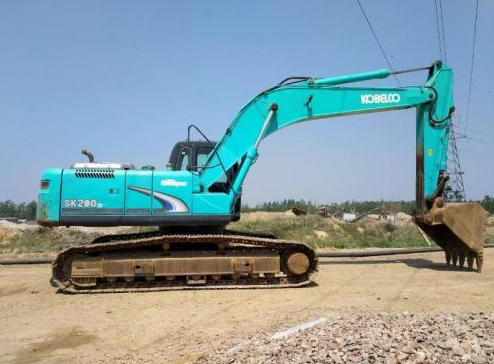 神鋼挖掘機內部日常保養須知